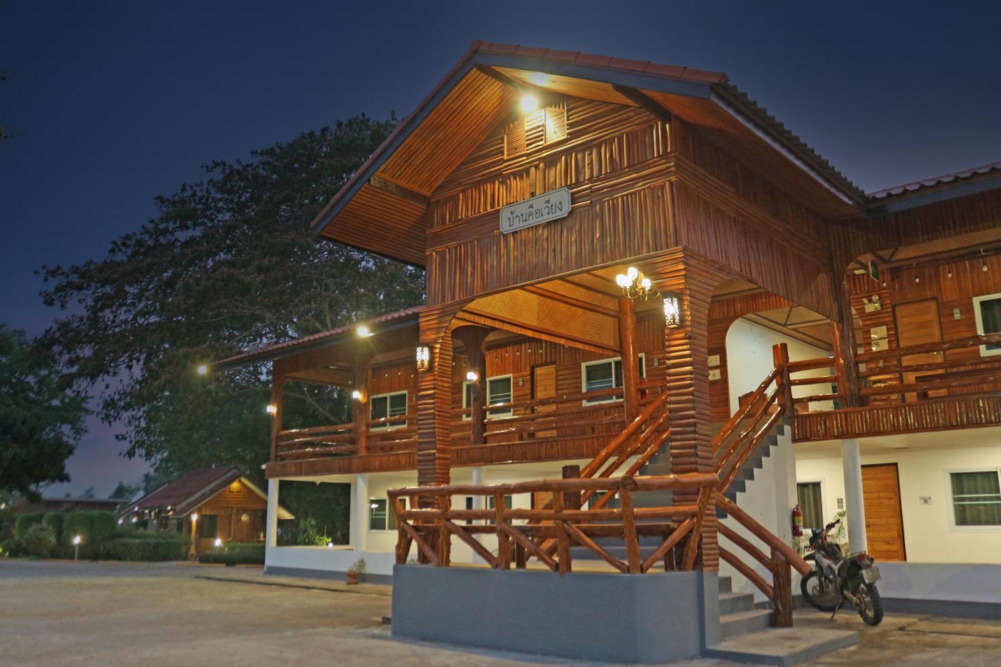Baan Khue Wieng Resort Mae Sariang Eksteriør billede