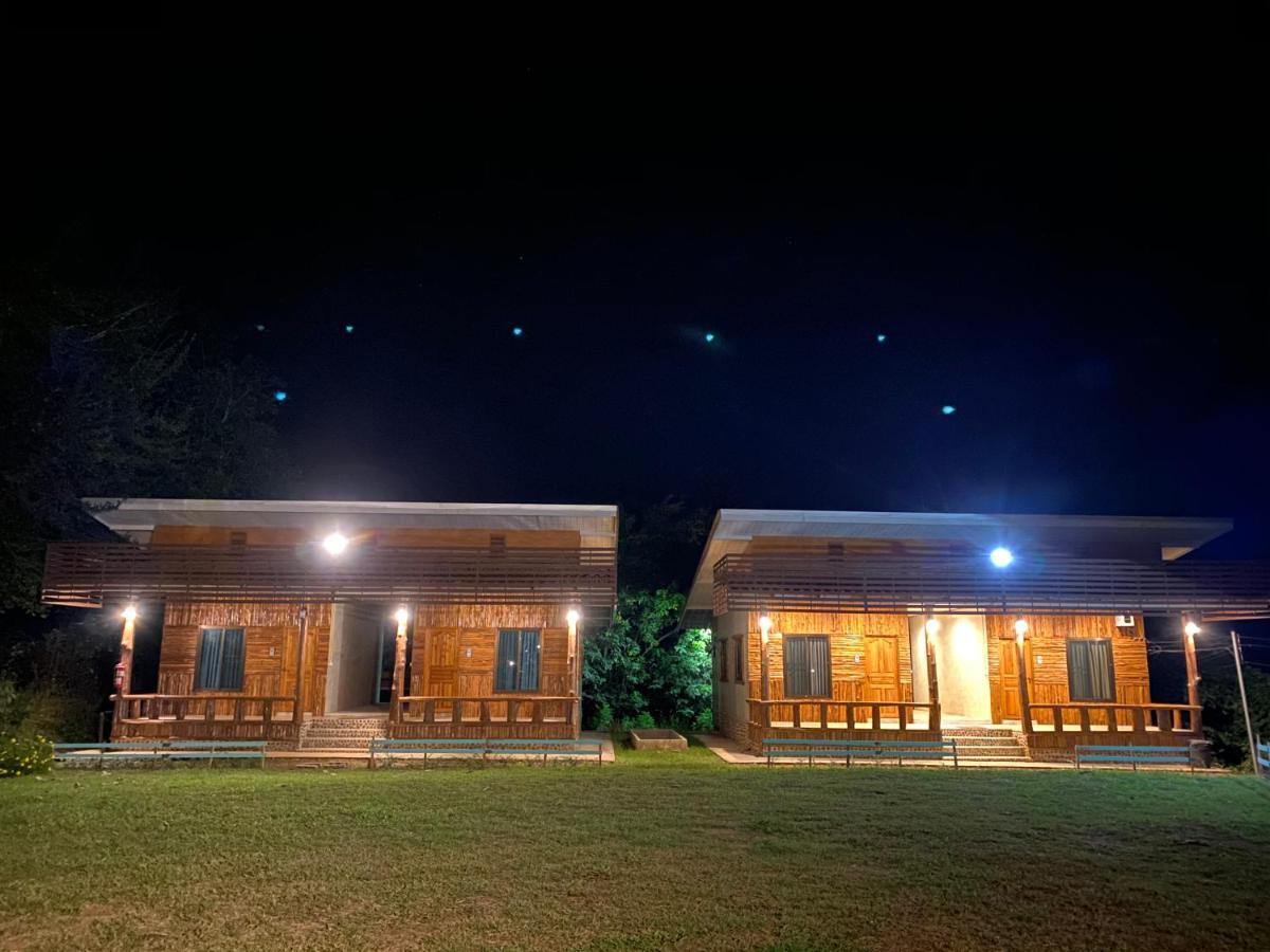 Baan Khue Wieng Resort Mae Sariang Eksteriør billede