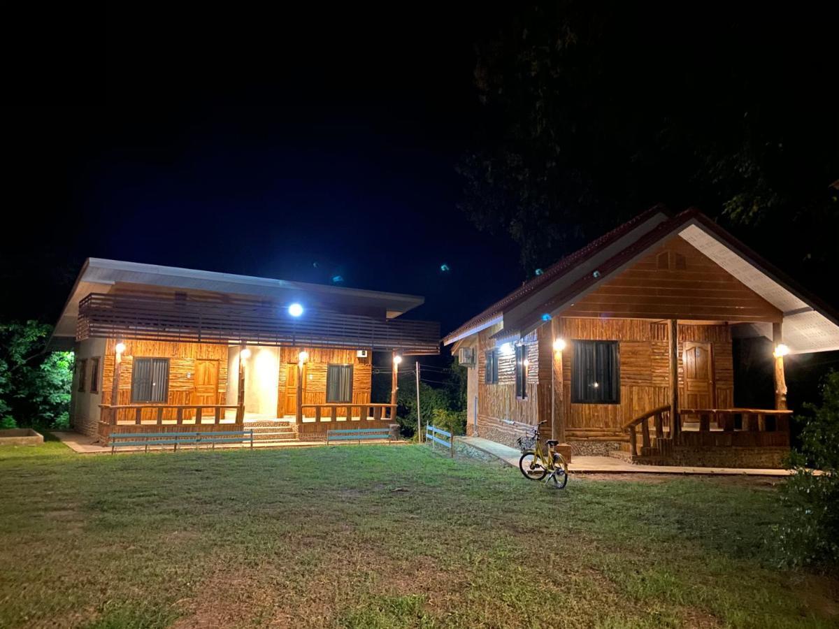 Baan Khue Wieng Resort Mae Sariang Eksteriør billede